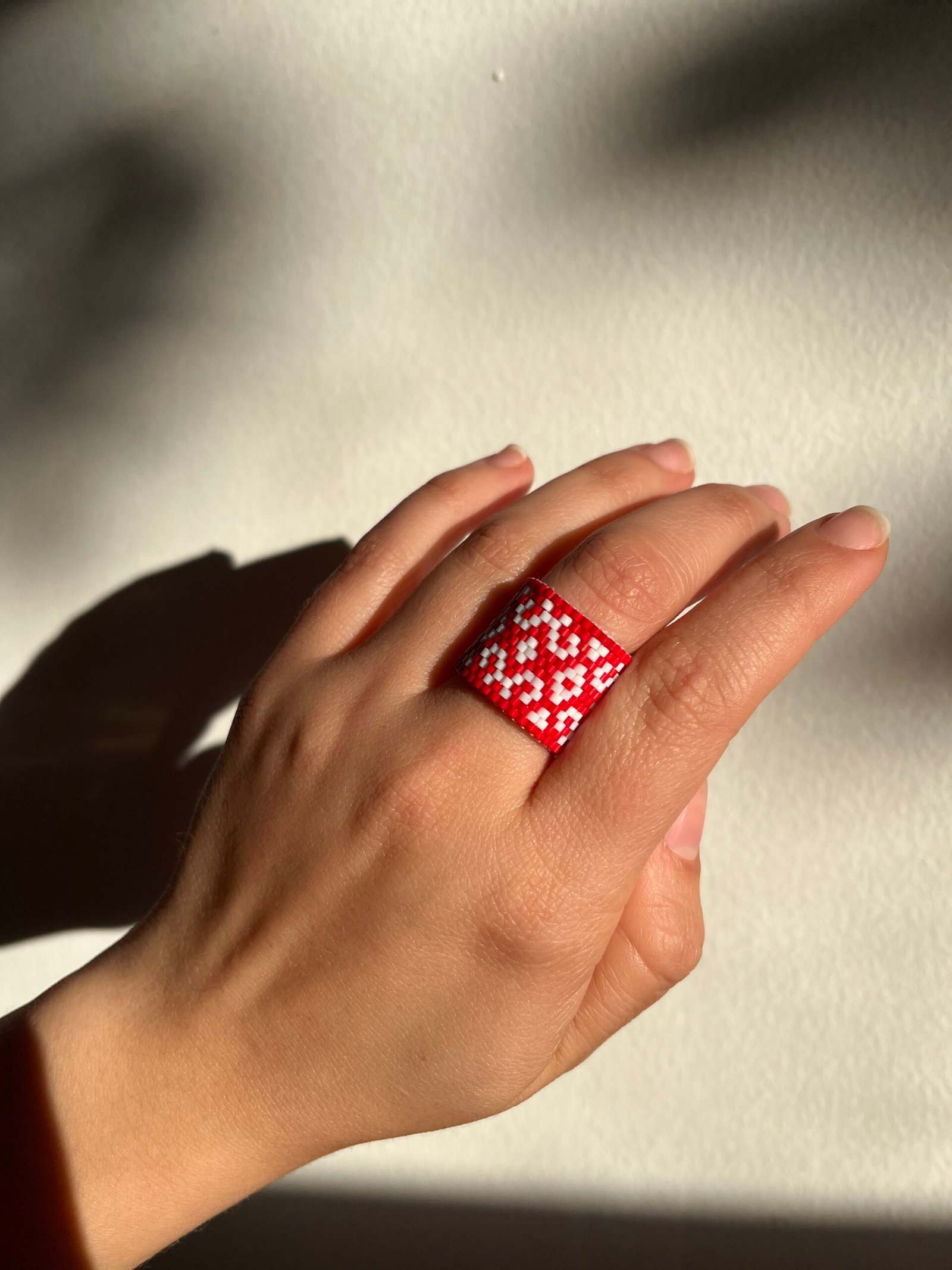 Anillo Tejido Rojo - Imagen 2